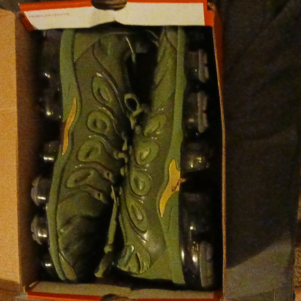 Size 13 Nike vapor max